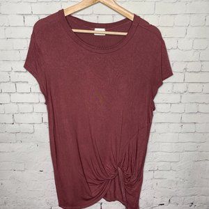 Women's BOUTIQUE Knotted Front Tee Maroon Small Business Casual Corporate Wear